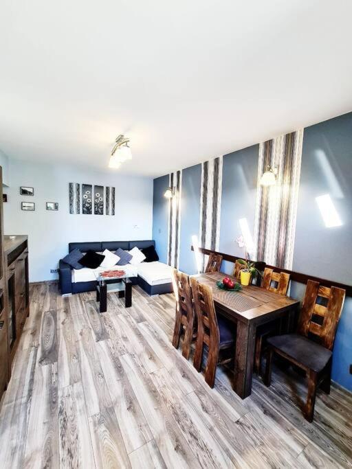 Mikolajki Apartament Miedzy Mostami Экстерьер фото